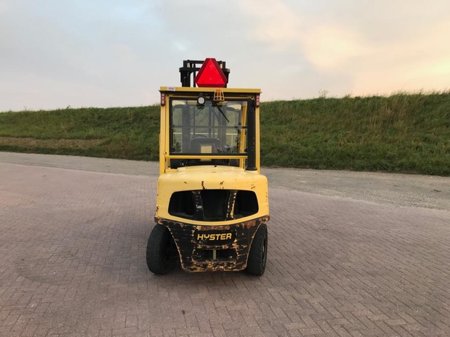 Hyster 002